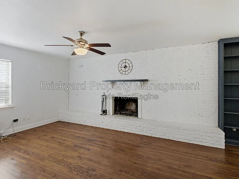 4126 Justice Ln — Photo 9
