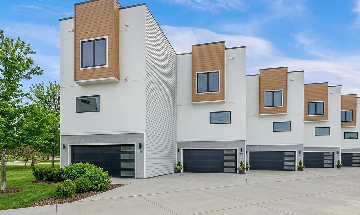 244 Highway 71 S Unit D18