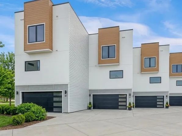 244 Highway 71 S Unit D18, Arnolds Park, IA 51331