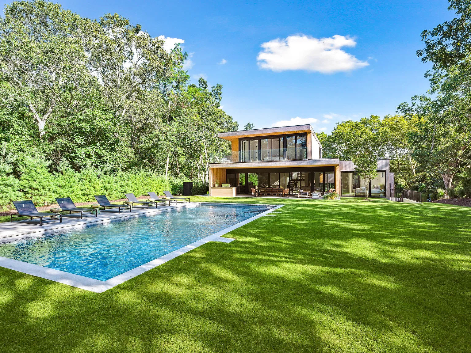 Stunning NEW Modern in Bayfront Community — Photo 1
