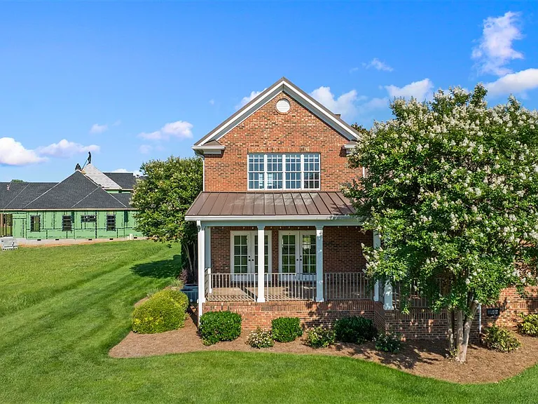 358 Club Ct — Photo 19