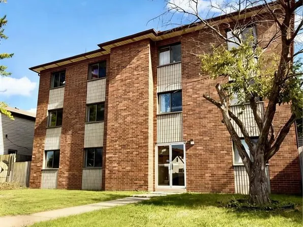 1547 Pelletier St #8, Windsor, ON N9B 1S4