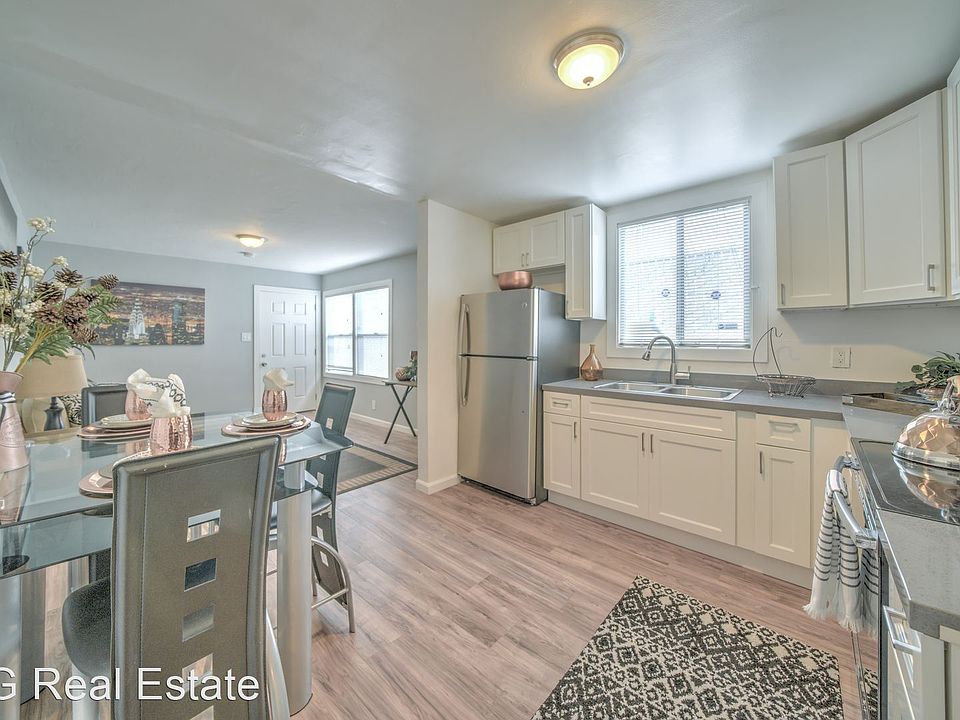 1st image of 1053 43rd St APT C