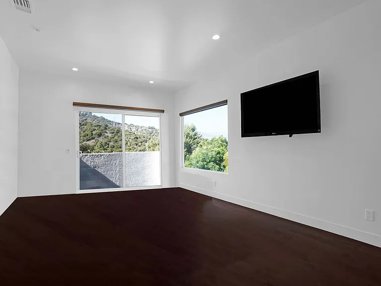 3832 Shannon Rd — Photo 29