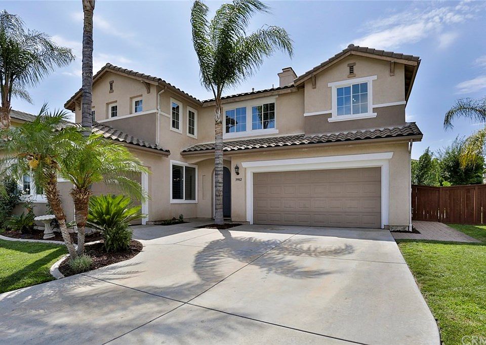 1st image of 39902 Banyan St
