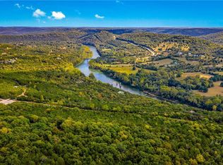 140 Ward Rd, Eureka Springs, AR 72631