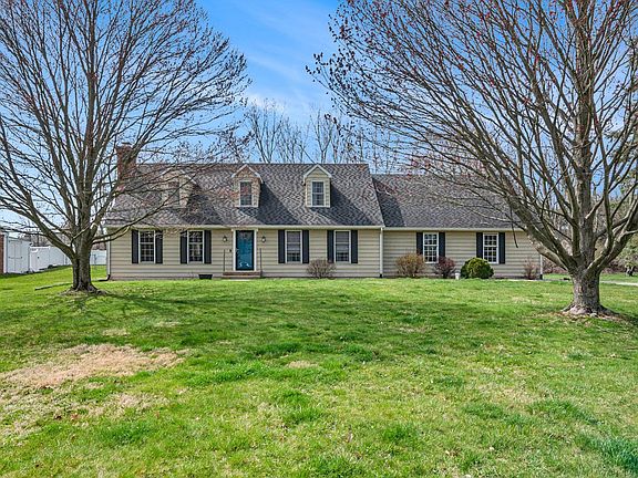 3rd image of 64669 Orchard Dr