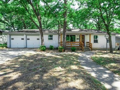 708 Briarwood Ln, Hurst, TX, 76053
