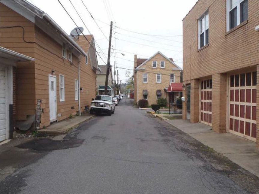 2nd image of 75 N Lee Ct