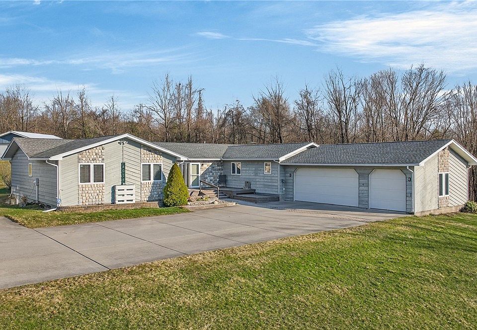 1st image of 4014 Belknap Hill Rd