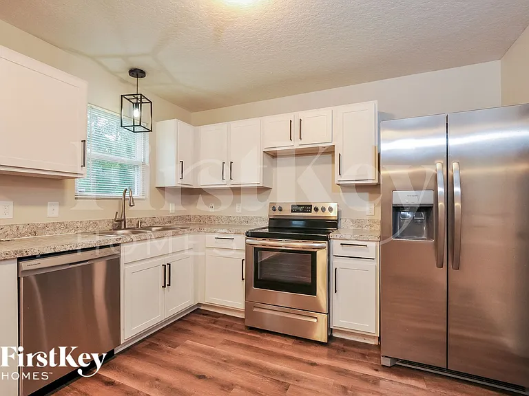 111 Pine Circle Dr — Photo 5