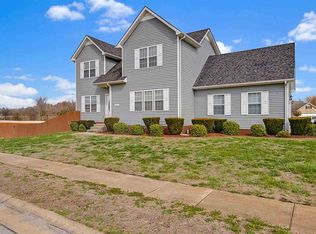902 Springfield Blvd, Bowling Green, KY 42104