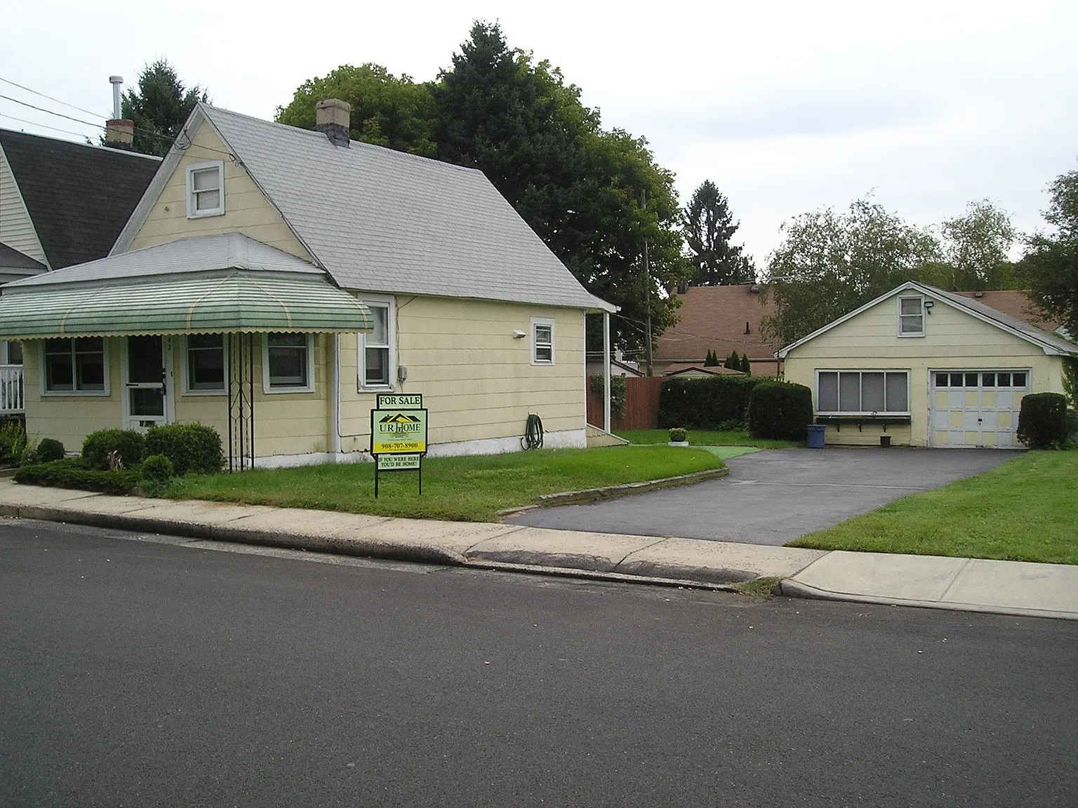 142 S 3rd Ave photo 1
