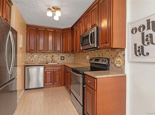 920 166th St APT 4D, Flushing, NY 11357
