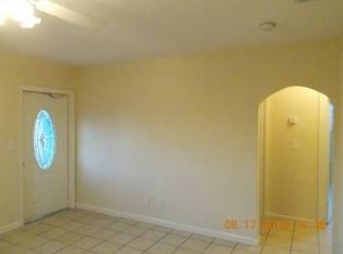 1313 14th Ave N, Lake Worth, FL 33460