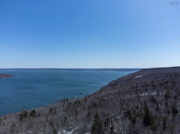 Lighthouse Rd, Digby, NS B0V