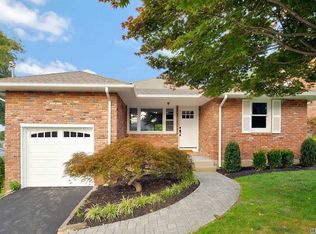 17 Harrison Ave, Glen Cove, NY 11542