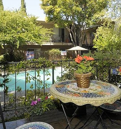 2nd image of 3615 Greenlee Dr APT 17