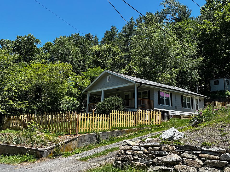1st image of 23 Sycamore St