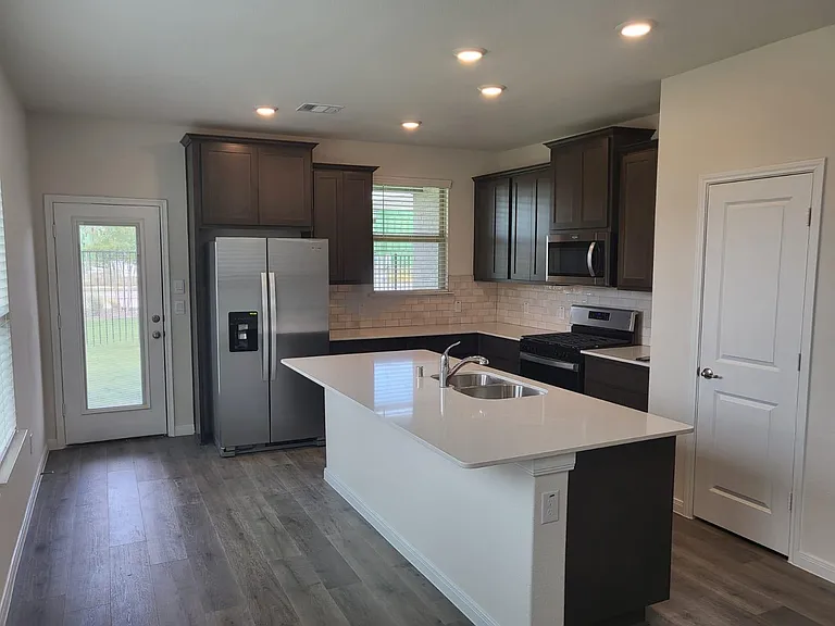 2232 Deya Dr — Photo 4