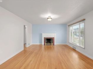 809 Jefferson St, Oregon City, OR 97045