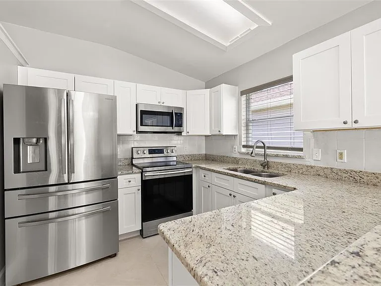 11218 Worley Ave — Photo 11
