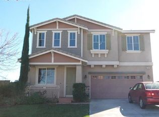 41107 Royal Sunset Rd, Lake Elsinore, CA 92532