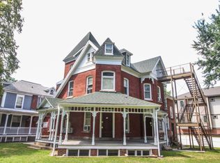 502 W. Elm, Urbana, IL 61801
