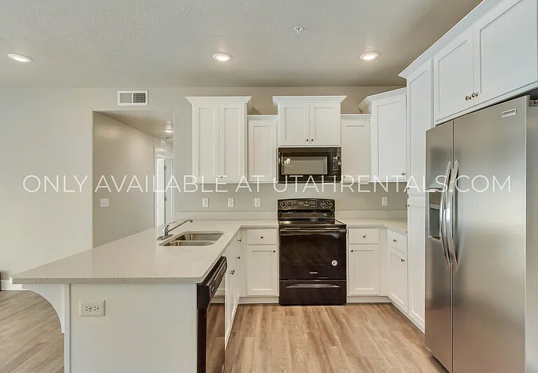 1128 S 820 E #1202 — Photo 8