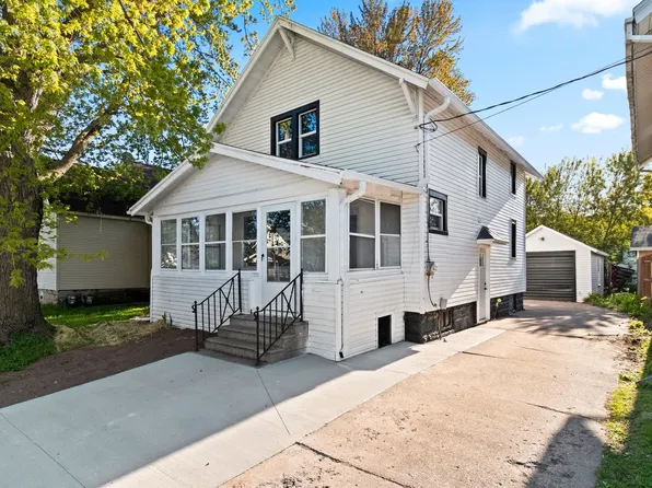 1119 N Richmond St, Appleton, WI 54911