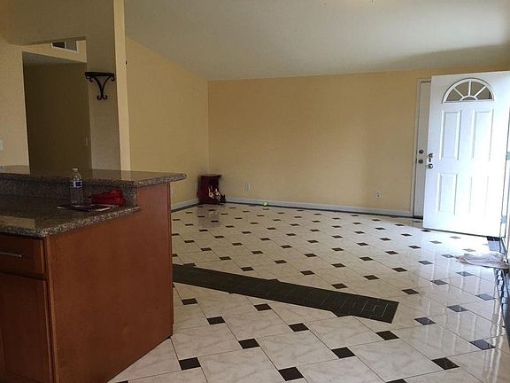 3rd image of 1580 Bahama Way