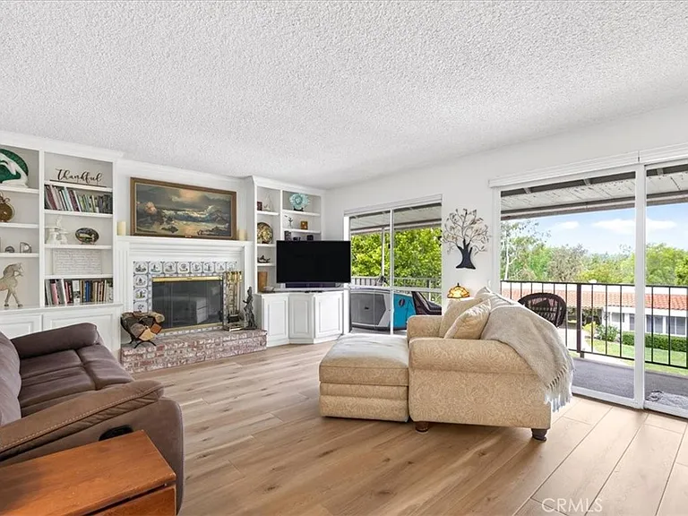 859 N Ronda Mendoza #N — Photo 6