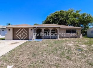5809 Elena Dr, Holiday, FL 34690