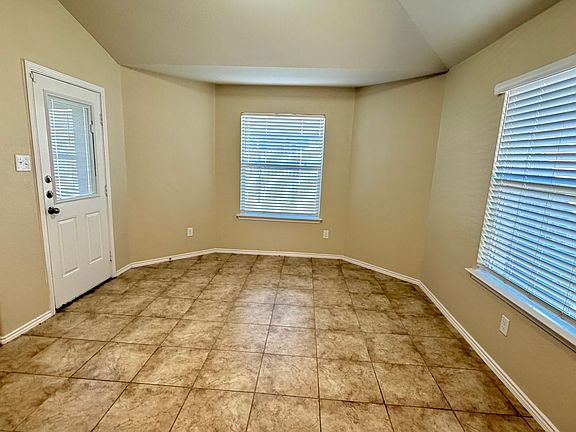 5th image of 207 Ken Dr
