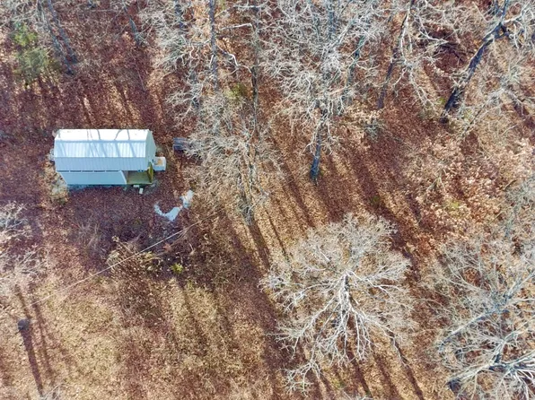 000 Flowstone Ln, Gainesville, MO 65655