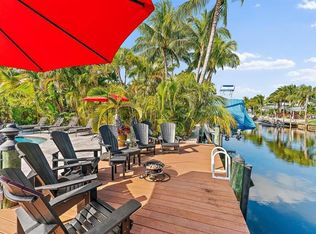 911 N Loxahatchee Dr, Jupiter, FL 33458