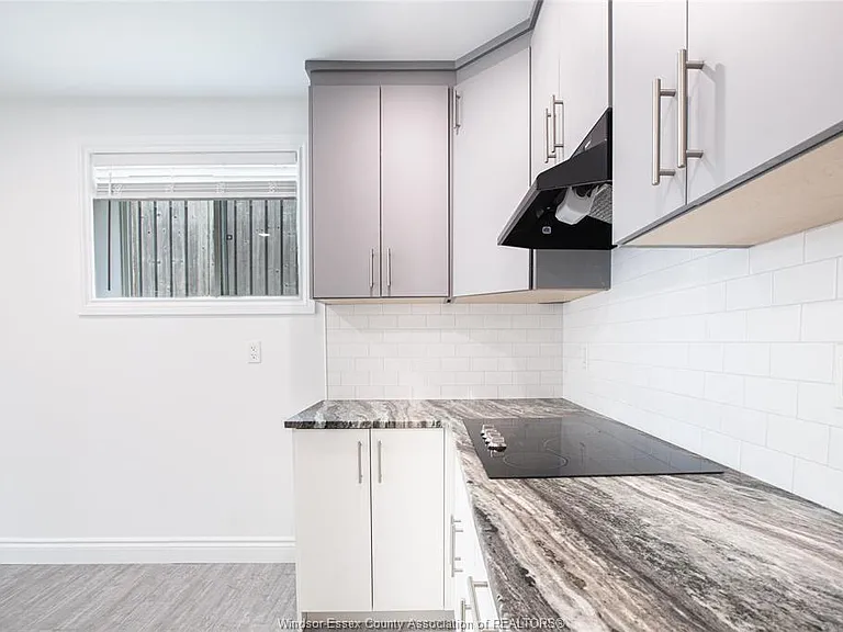 1256 Saint Paul Ave — Photo 3