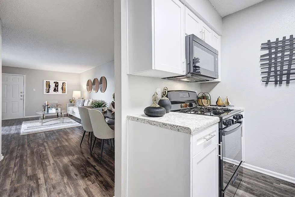 The Clara Apartments — Photo 1