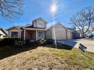 4400 Vista Dr, Fort Collins, CO 80526