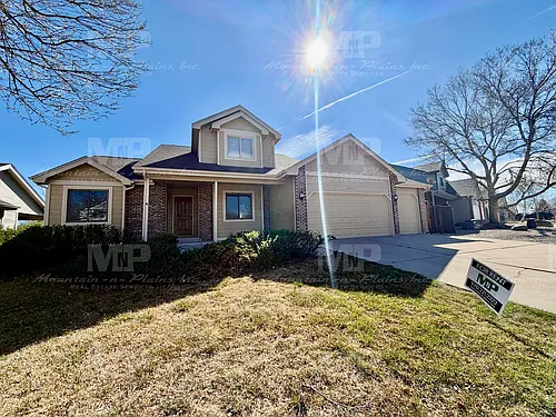 4400 Vista Dr Photo 1