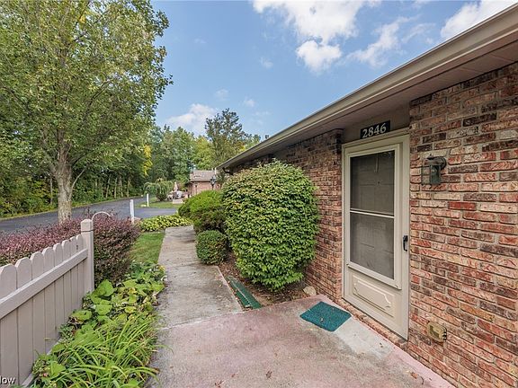 2nd image of 2846 Shakespeare Ln