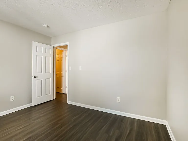3210 Montgomery Dr — Photo 13