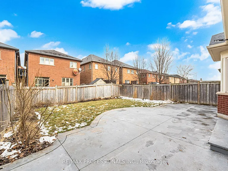 525 Scott Blvd — Photo 27