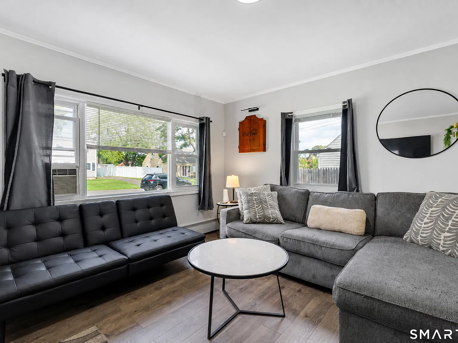 3 bed, 1.0 bath, 1290 sqft, $2,300 — Photo 4
