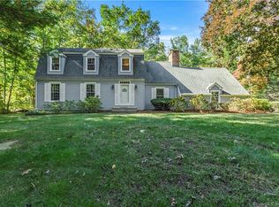 20 Wychwood Rd, Old Lyme, CT 06371
