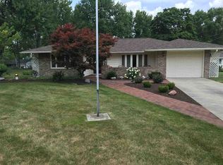 221 Toll Cir, Bluffton, IN 46714