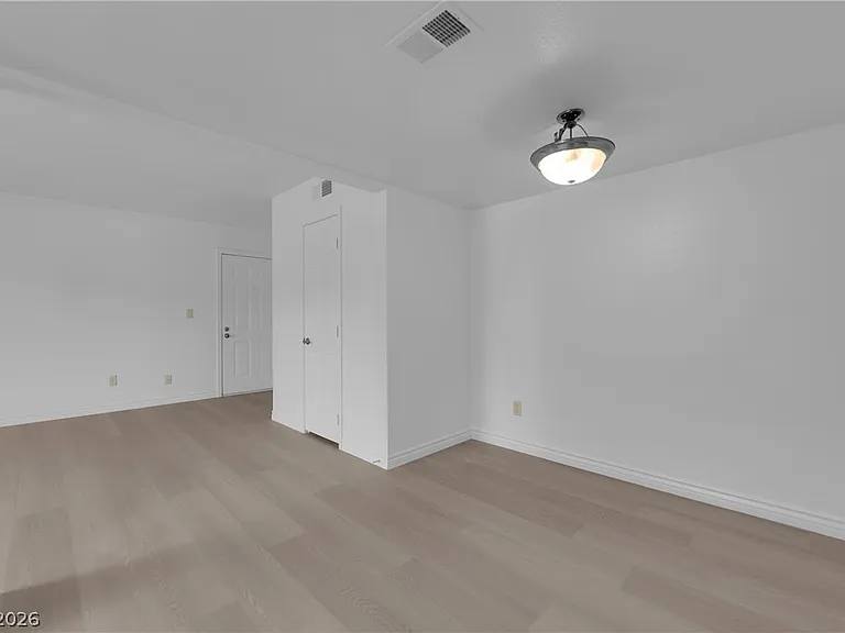 5295 Indian River Dr #301 — Photo 9