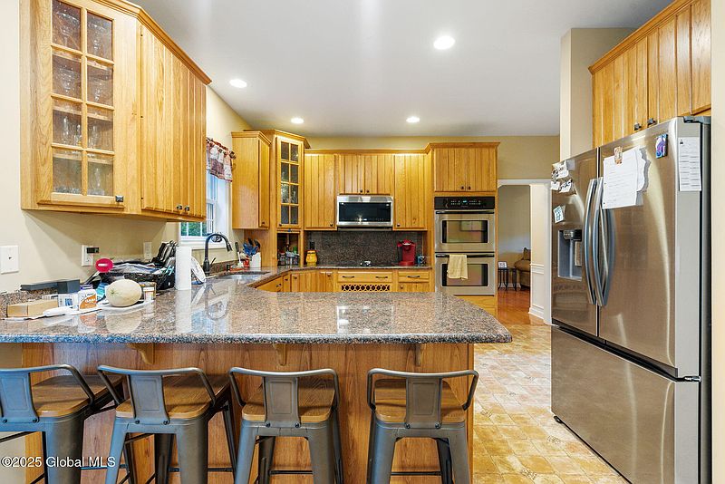 4th image of 79a Southbury Road