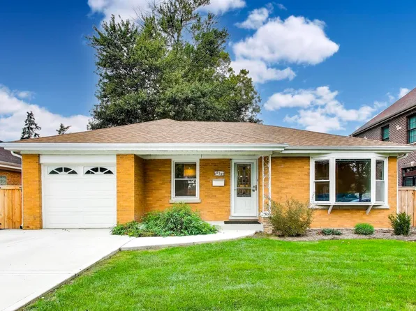 832 N Delphia Ave, Park Ridge, IL 60068