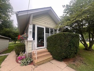 824 E Adams St, Clinton, IL, 61727